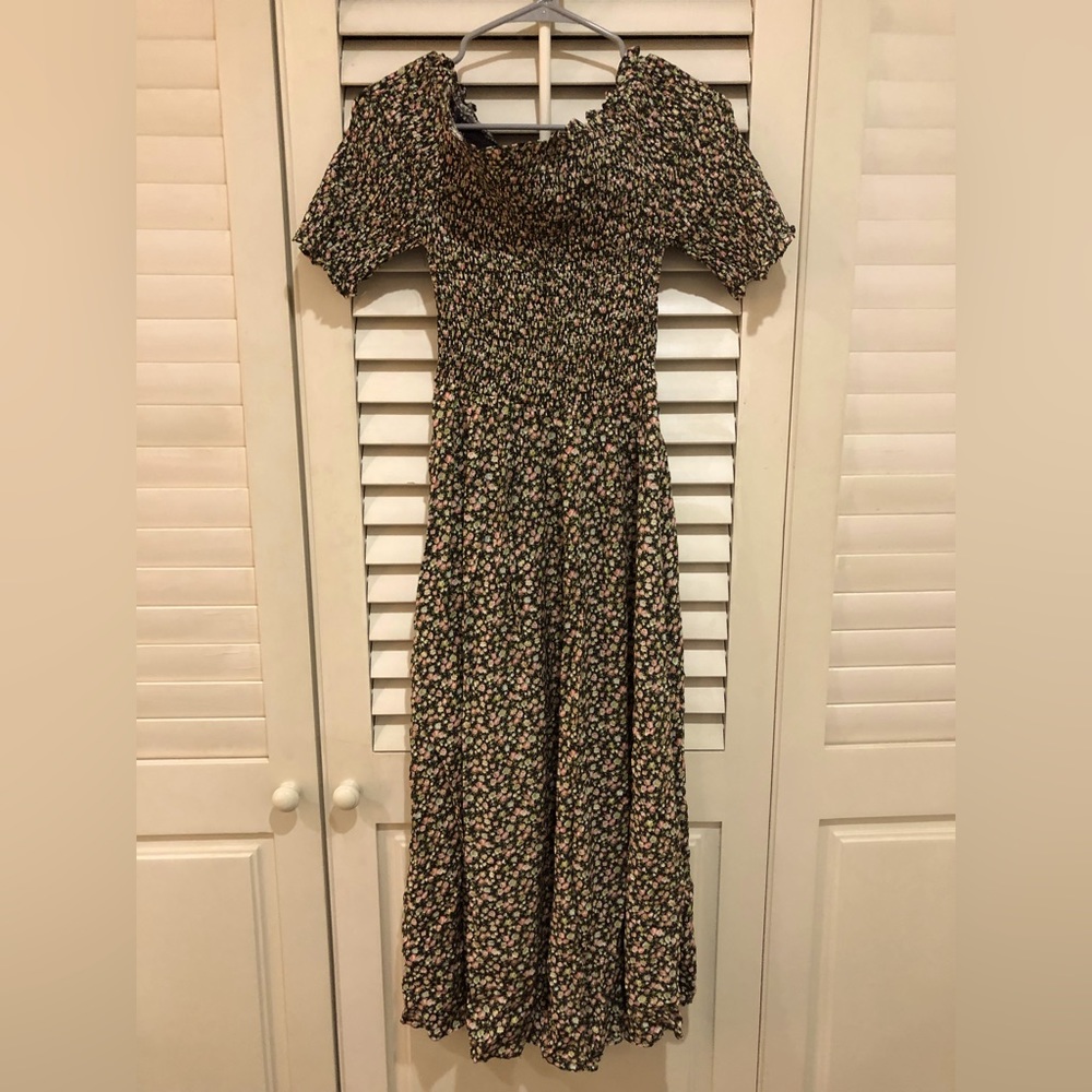 DRESS FORUM Black Floral Off Shoulder Long Prairie Dress — Large
